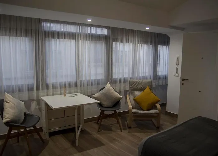 Tandem House
